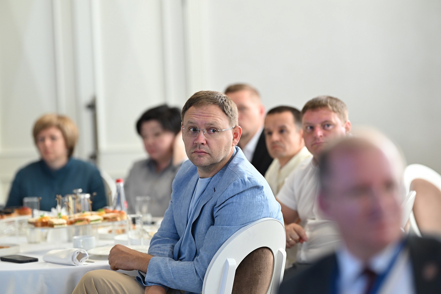 Минпромторг России: закон о платформенной экономике, поддержка экспорта и развитие регионального бизнеса. Какие вопросы обсудили с омскими предпринимателями 